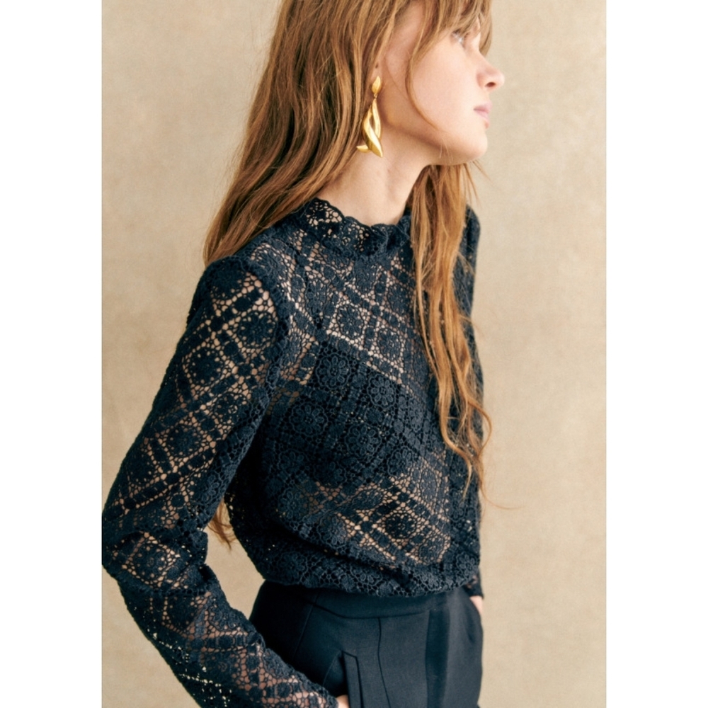 NWT Sezane Eglantine Lace Blouse In Navy Size 6